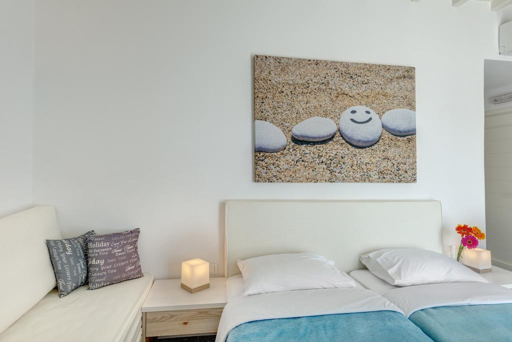 Makis Place Tourlos Exterior foto